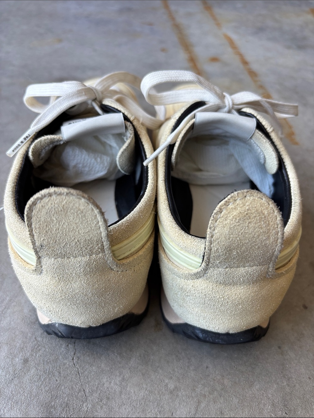 Rag & Bone Woman’s Suede Retro Runner Sneakers Cream Ivory Low Top Shoes size 38 - Picture 5 of 11